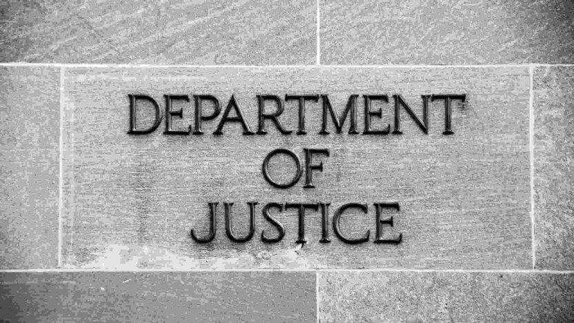 U.S. stock market futures fall as markets react to DOJ investigation into Powell