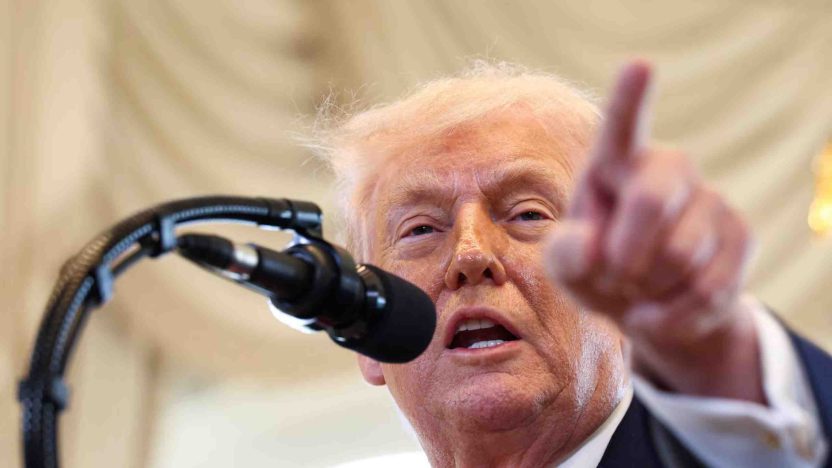 Trump Proposes Peace Board Fee Asking Nations to Pay $1 Billion