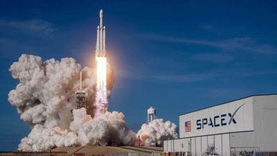 SpaceX Considering June IPO