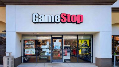 GameStop CEO stock award
