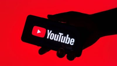YouTube branding highlighted during widespread service disruption