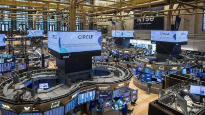 Interior view of the NYSE symbolizing American Options and competitive U.S. options markets